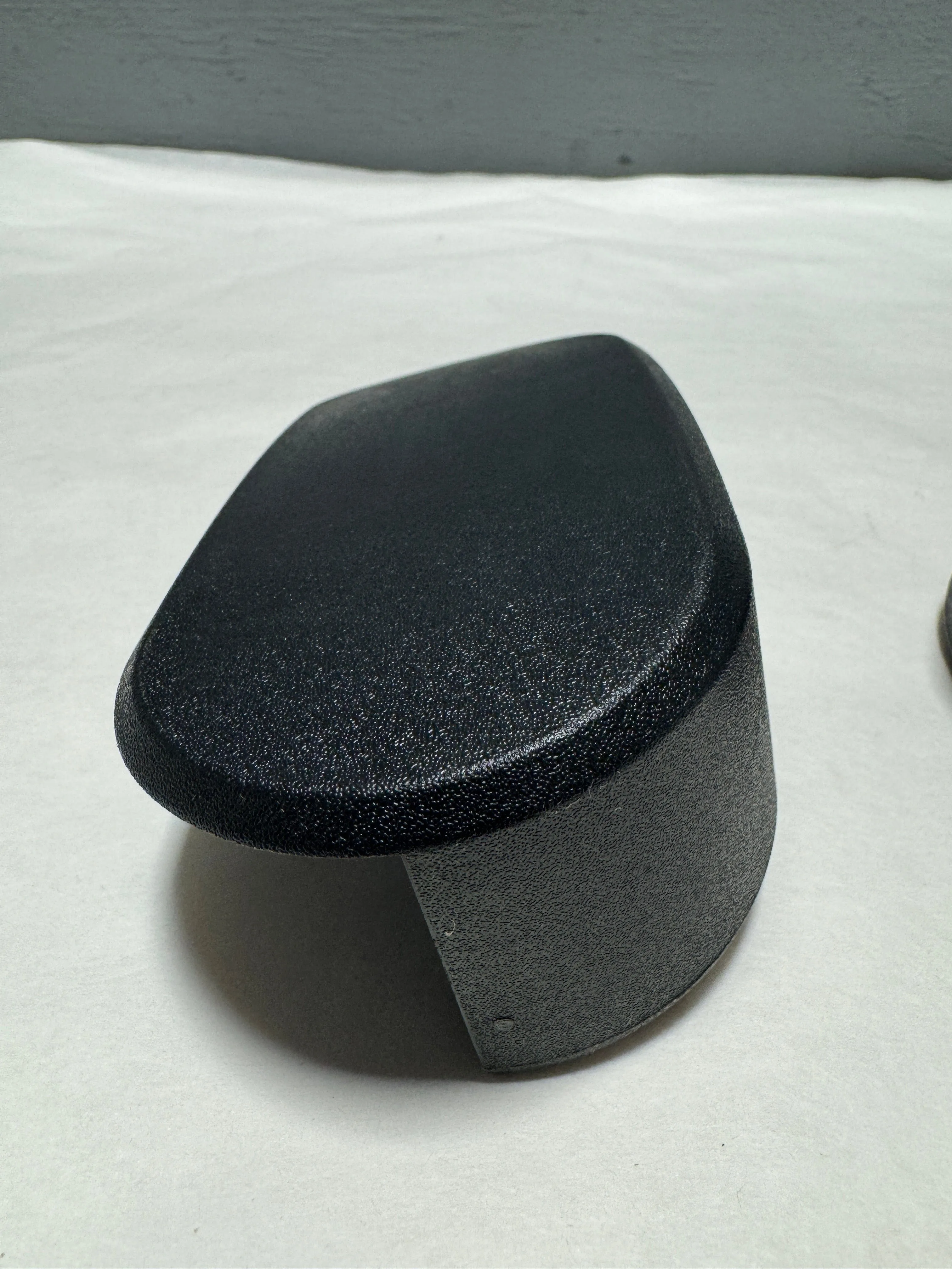 2008-2013 Silverado Sierra OEM Running Board End Caps OEM