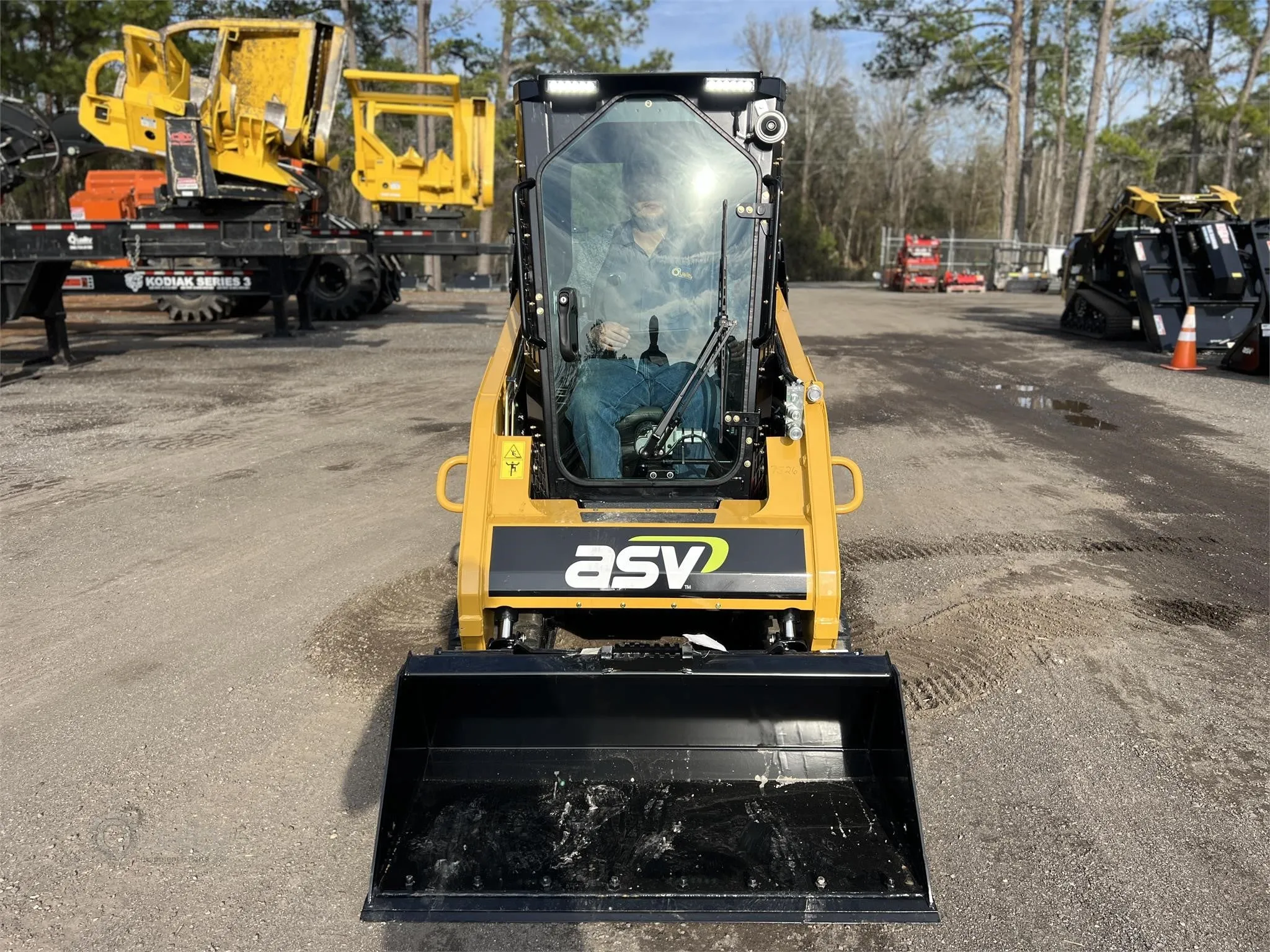 2023 Asv Posi-Track RT40 | 38.2 HP Engine | Track Skid Steer | For Compact Spaces