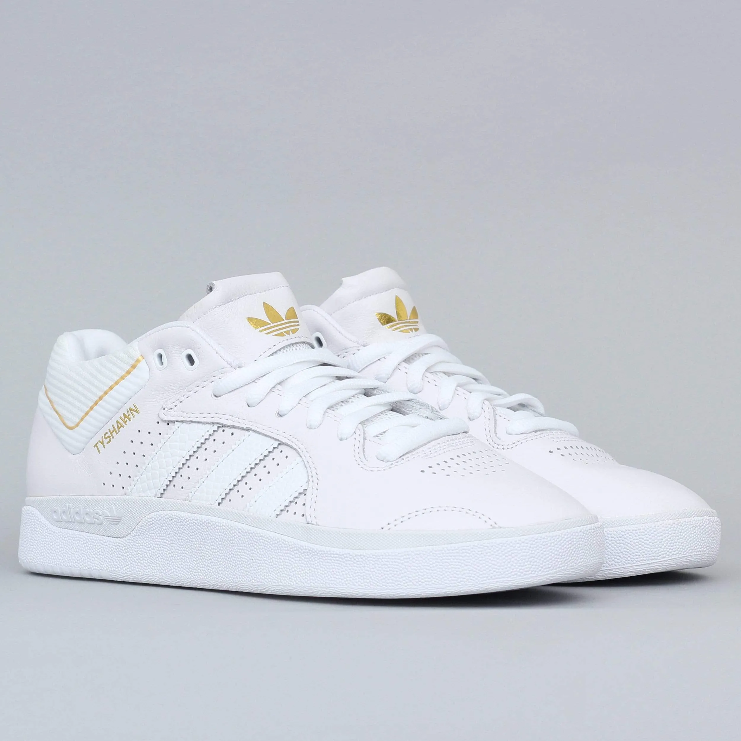 adidas Tyshawn Shoes Footwear White / Footwear White / Gold Metallic