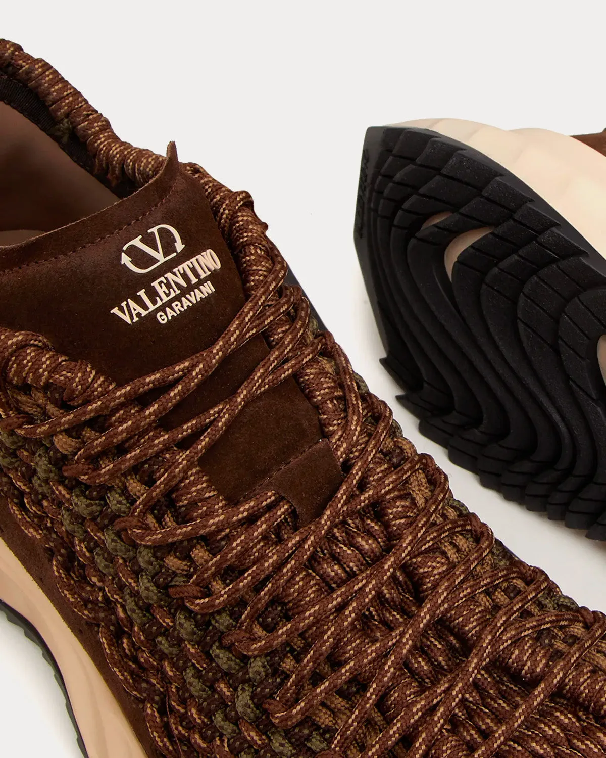 Garavani Outdoor Crochet Fabric & Suede Brown / Beige Low Top Sneakers