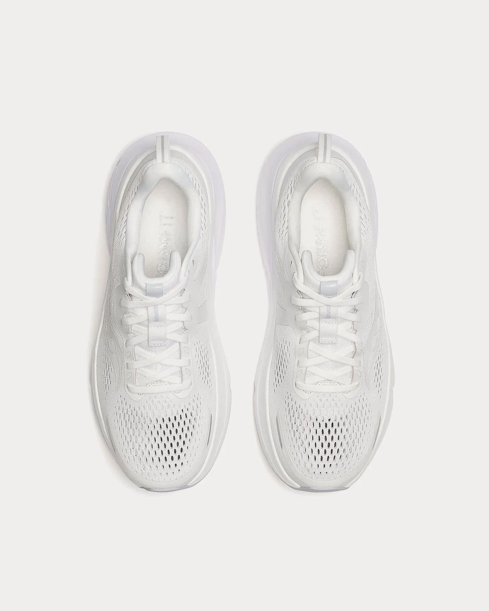 Guide 18 Ivory Running Shoes
