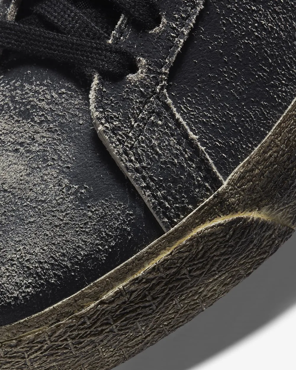SB Zoom Blazer Mid Premium Black/Coconut Milk/Light Dew/Light Dew High Top Sneakers