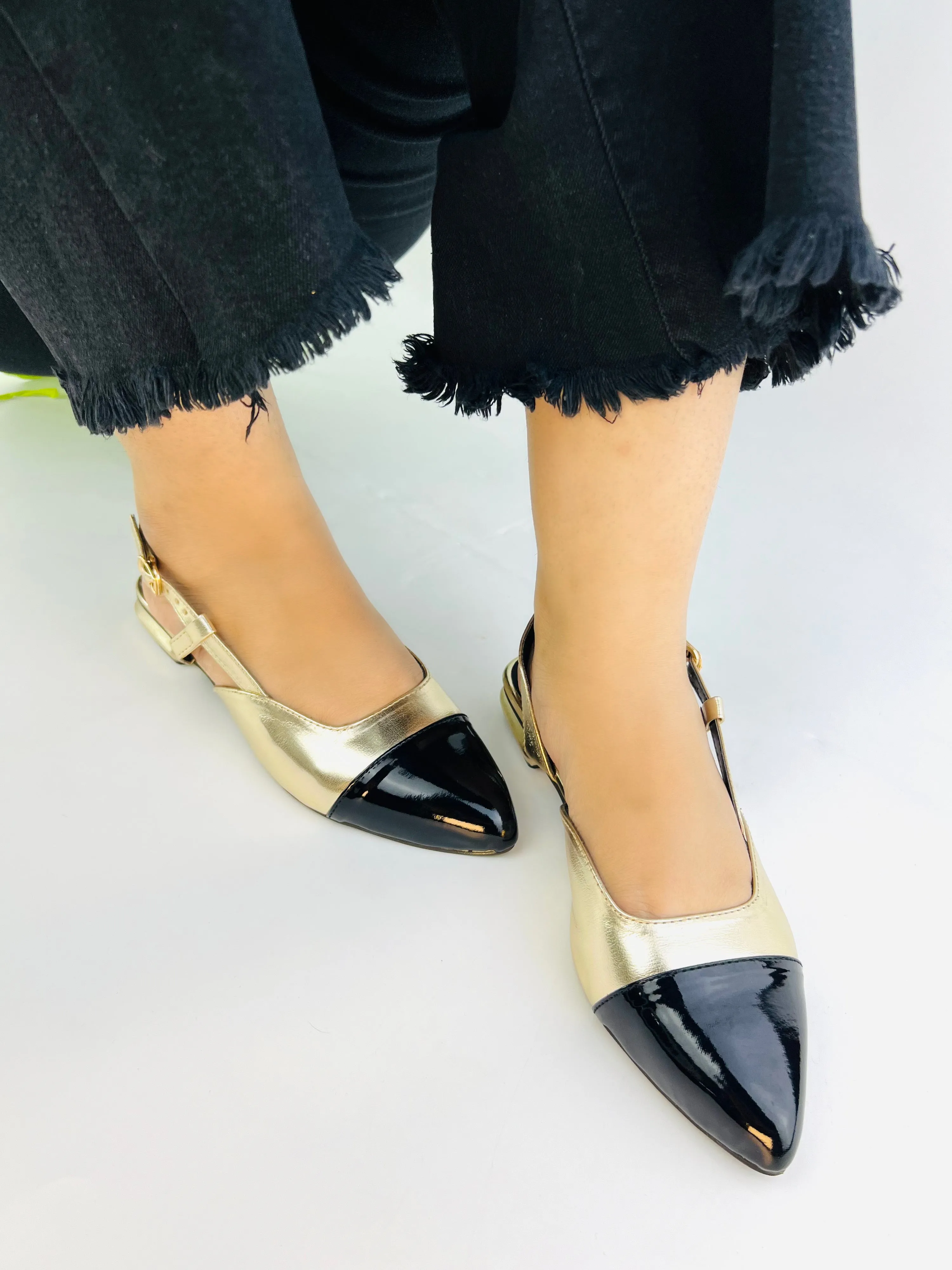Spunkz Gold Slingback Cap Toe Pump