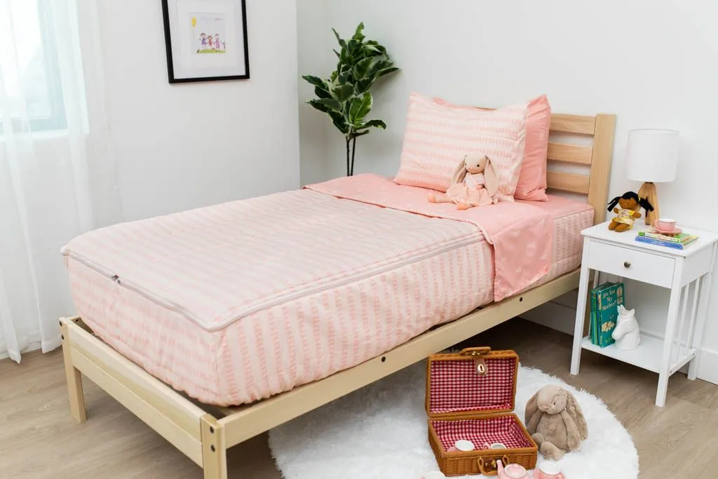 Twinkle Toes Zipper Bedding